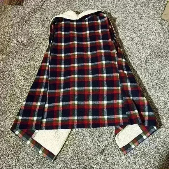 Hem & Thread Cardigan Vest S/M Red, Blue, Green Plaid Fleece Trim Open Womens - Picture 8 of 9